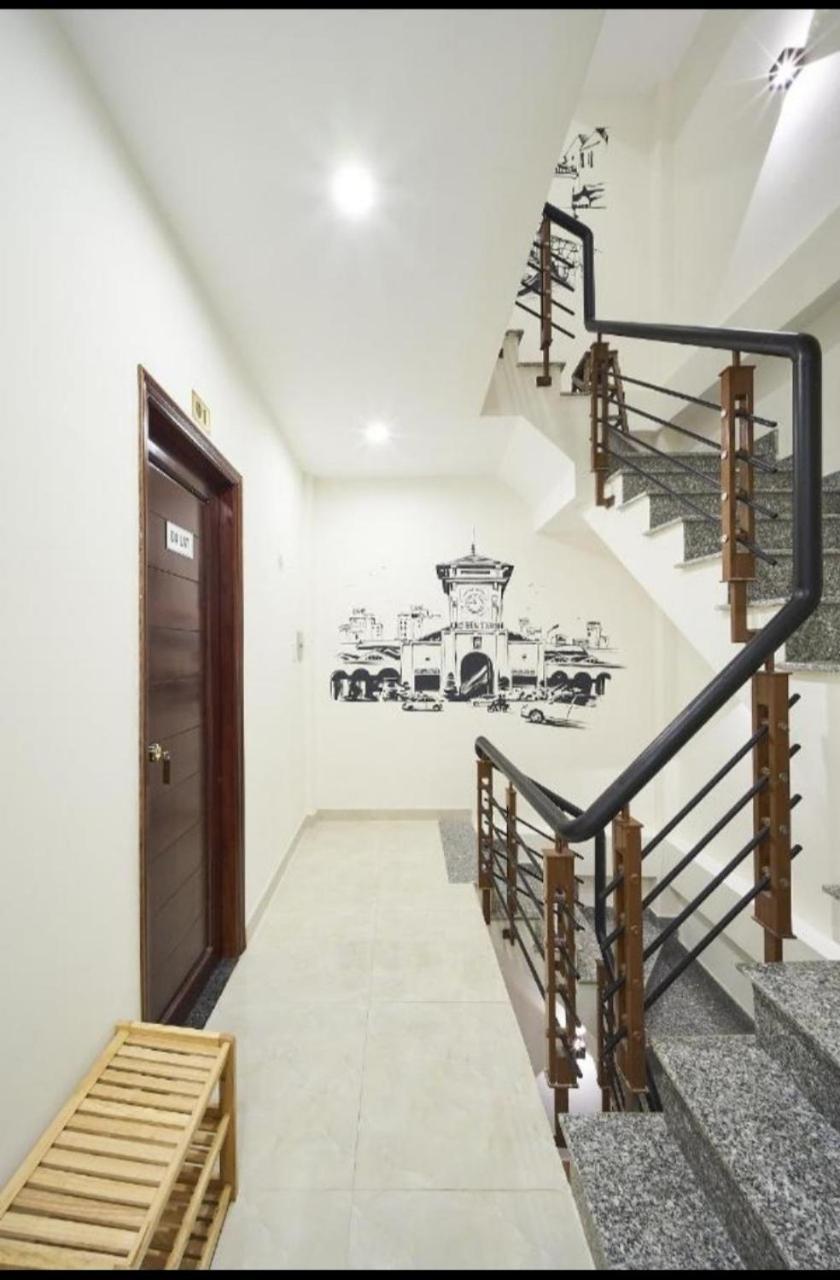 Alleyway Home Хошимин Экстерьер фото