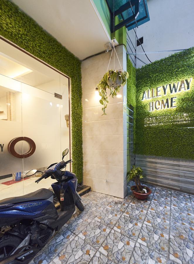 Alleyway Home Хошимин Экстерьер фото